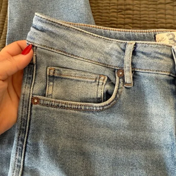 We The Free Anthropologie Light Wash High Rise Raw Hem Skinny Jeans Sz 31 - Picture 5 of 14
